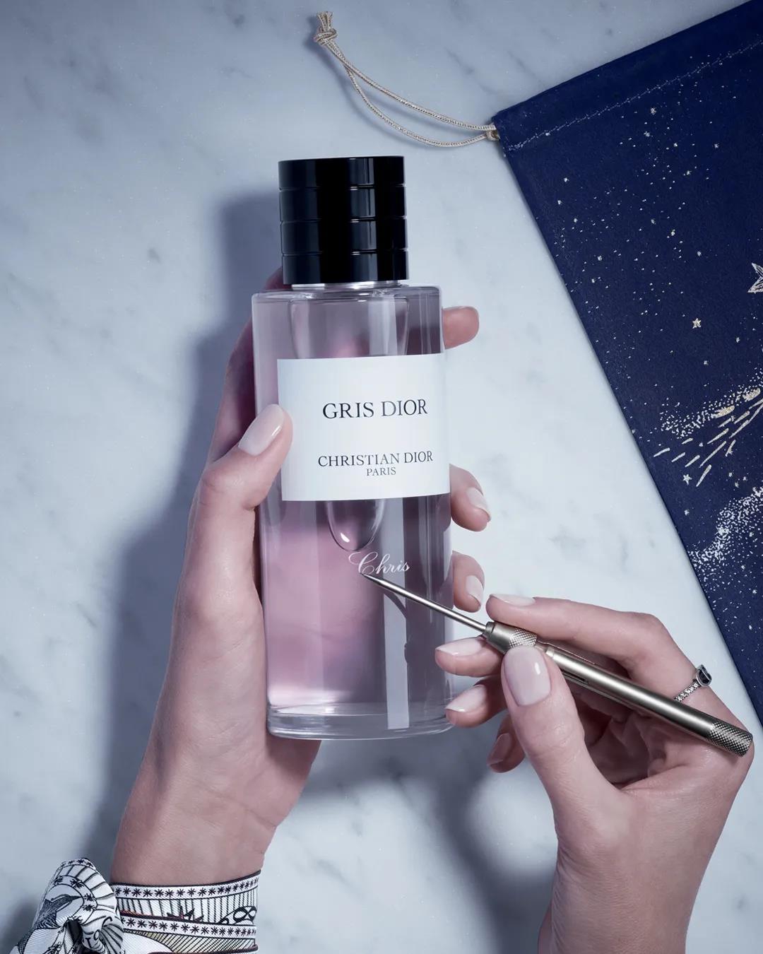 迪奧香水包裝設(shè)計，尊享藝術(shù)，完美呈現(xiàn)